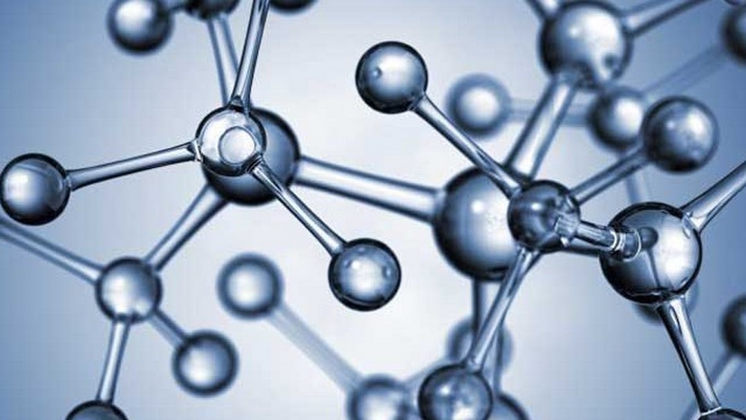 پلیمر یک مولکول بزرگ است که از واحدهای ساختاری تکرار شونده تشکیل شده است که معمولاً توسط پیوندهای شیمیایی کووالانسی به هم متصل می شوند.