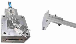 دستگاه تزریق پلاستیک قالب